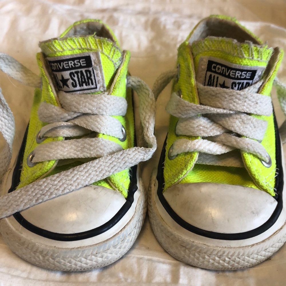 Neon baby converse!